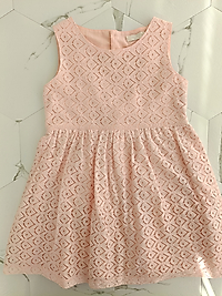 Sırt detaylı dantel elbise